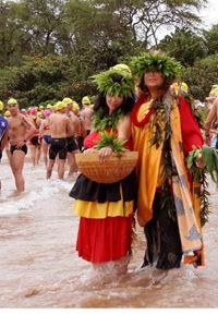 Maui weddings  photographer beach